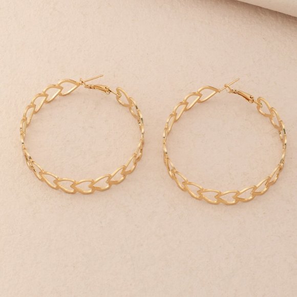 Sweet Love Gold Repeat Hearts Hoop Earrings NEW - Picture 4 of 5